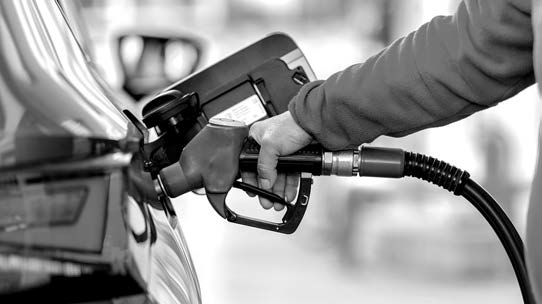 Prix carburants et gaz au 1er avril 2025 : Baisse du Super sans plomb et du gaz domestique
