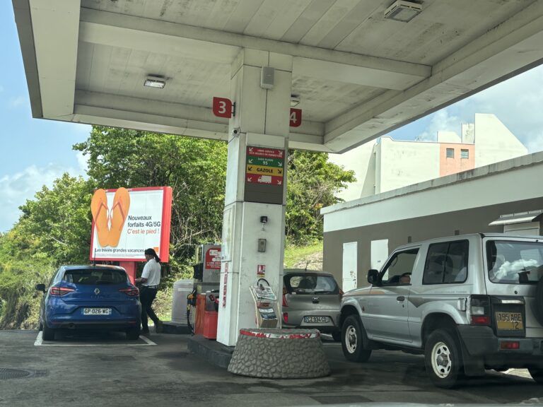 Les automobilistes pris de panique après l’annonce d’une grève de la CGTM-SARA