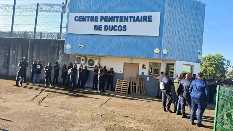 Grève à la Prison de Ducos : Les agents de l&rsquo;UFAP-UNSA Justice dénoncent une extraction risquée